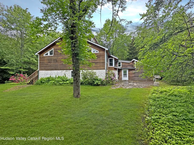 $659,000 | 56 Thornapple Drive, Hunter, NY 12427