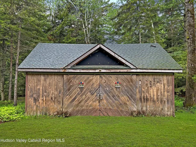 $659,000 | 56 Thornapple Drive, Hunter, NY 12427