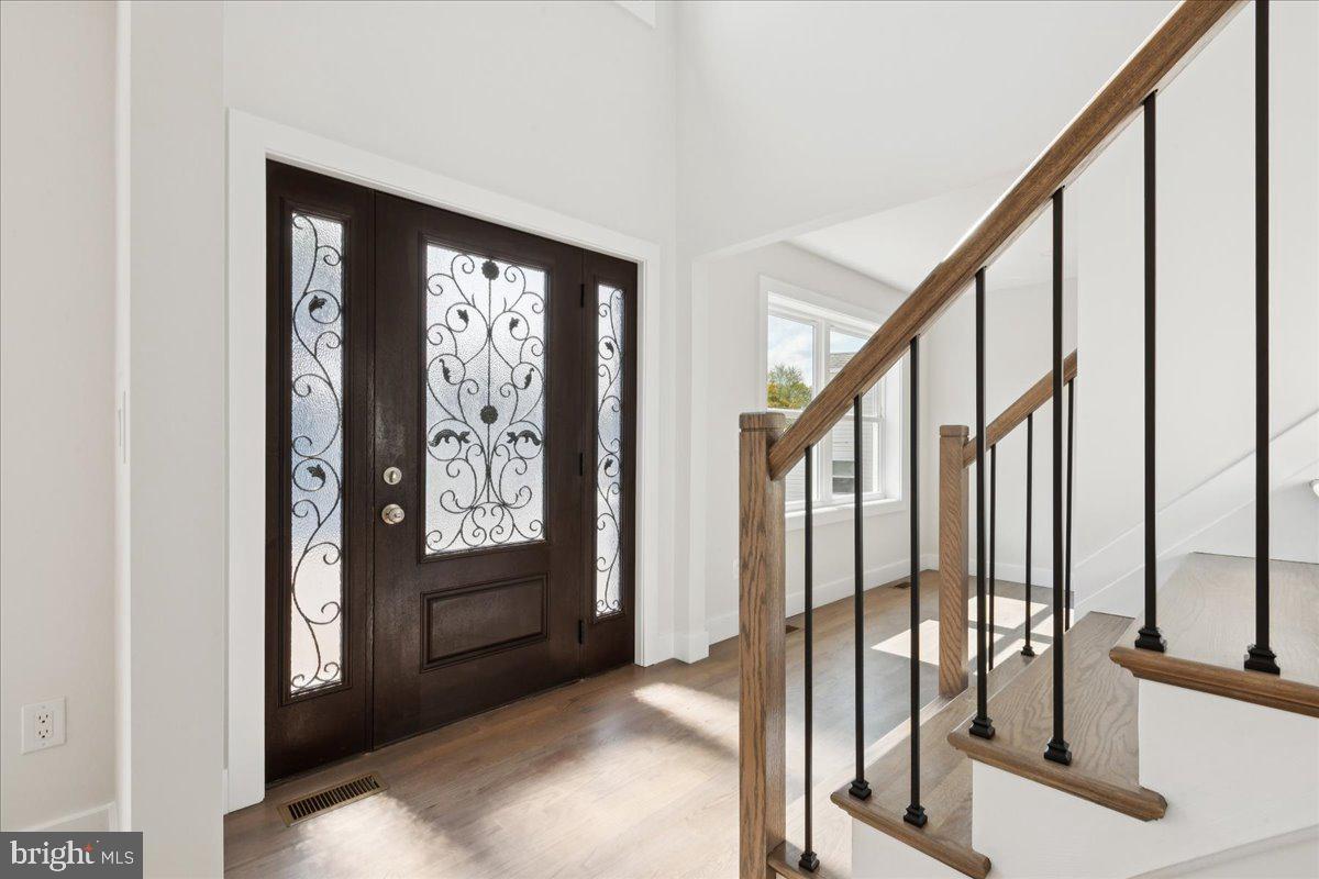 288 Clamer Road Ewing, NJ 08628 - Photo 4 of 32 Gallery Image 4