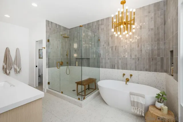 $2,849,000 | 1826 Galveston Street, San Diego, CA 92110