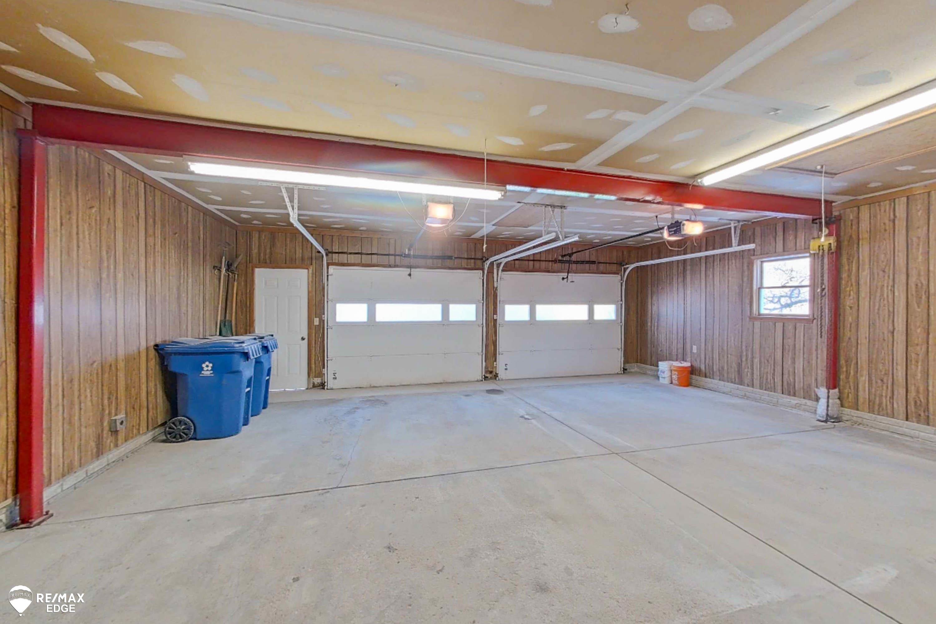 6405 Brewer Road Flint, MI 48507 - Photo 47 of 74 50128950-04f9efbe-7ad3-4d8f-af66-1039334dd02c.JPG