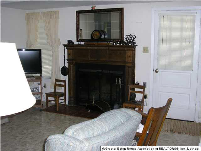 19805 Plank Road Zachary, LA 70791 - Photo 4 of 12 Gallery Image 4