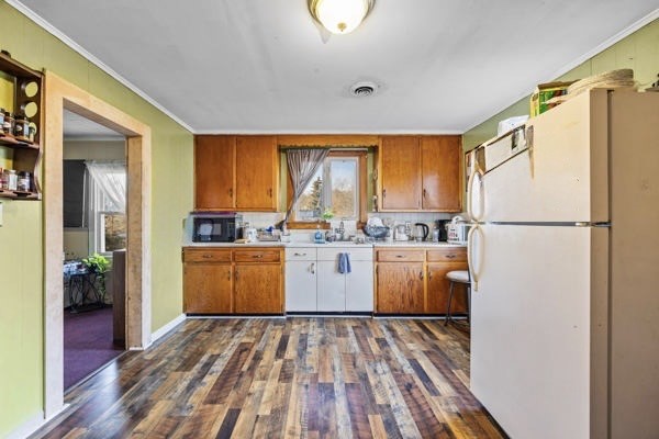 17 Jackson Street Lyons, NY 14489 - Photo 5 of 22