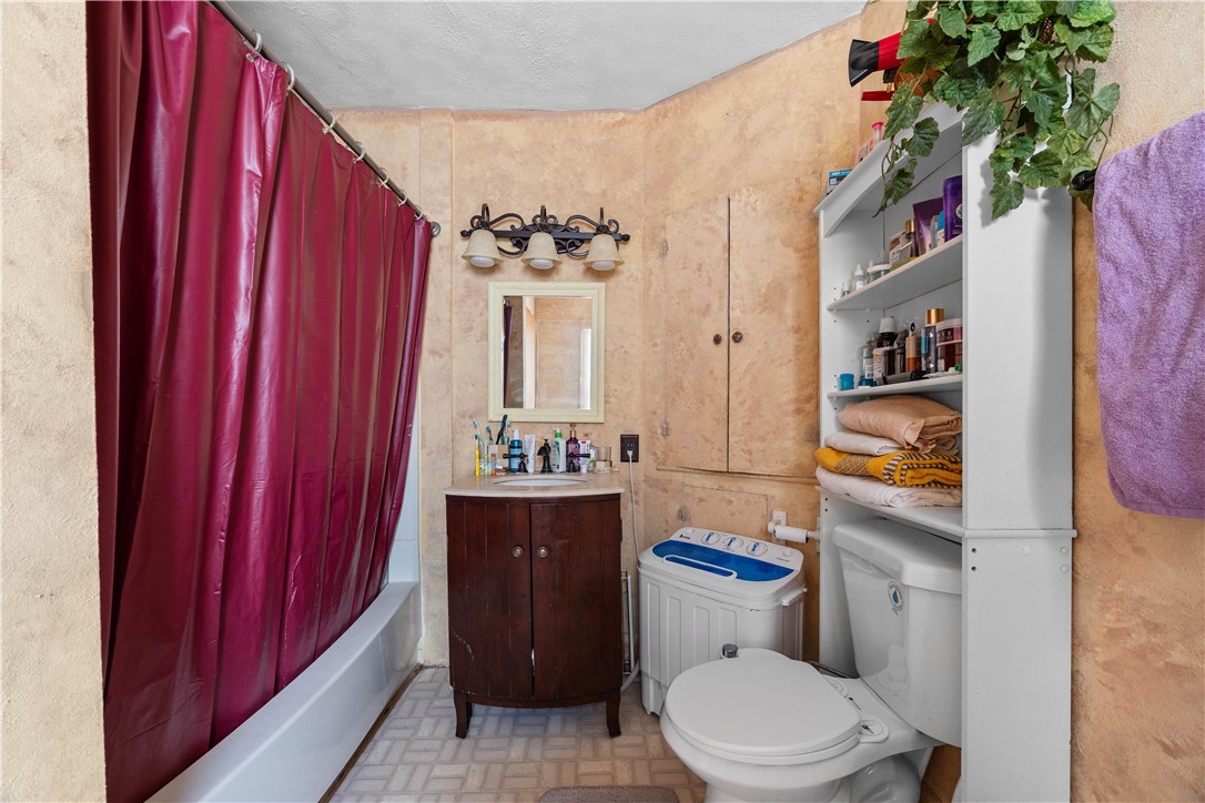 17 Jackson Street Lyons, NY 14489 - Photo 10 of 22 Upstairs Bathroom