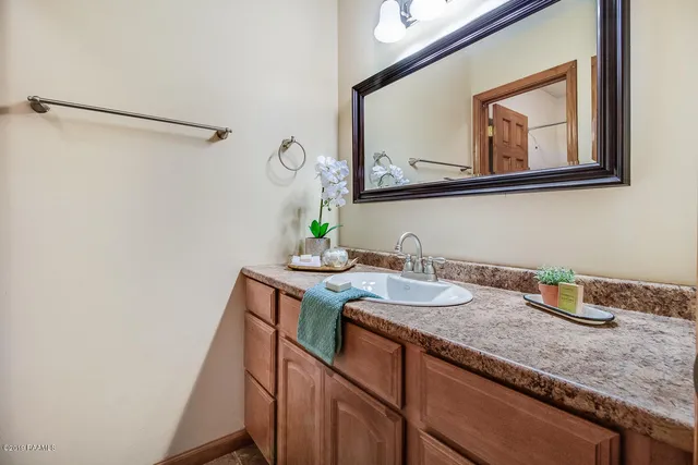 $1,350 | 142 Sandest Drive, Lafayette, LA 70508