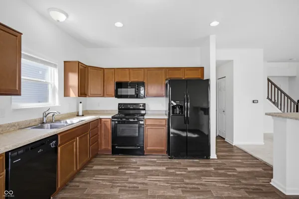 $339,900 | 1937 Abbey Lane, Columbus, IN 47201