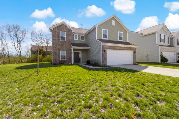 $339,900 | 1937 Abbey Lane, Columbus, IN 47201