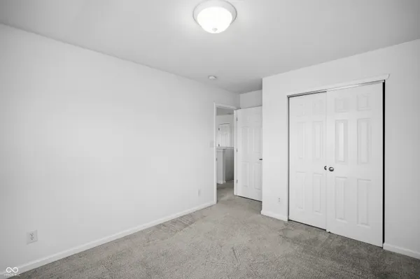 $339,900 | 1937 Abbey Lane, Columbus, IN 47201