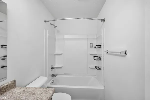 $339,900 | 1937 Abbey Lane, Columbus, IN 47201