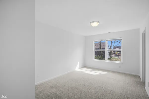 $339,900 | 1937 Abbey Lane, Columbus, IN 47201