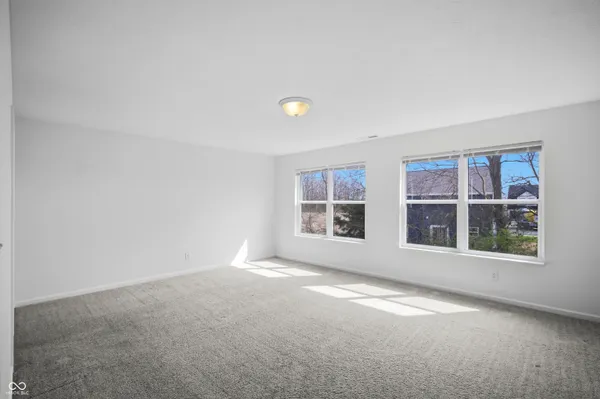 $339,900 | 1937 Abbey Lane, Columbus, IN 47201