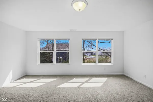 $339,900 | 1937 Abbey Lane, Columbus, IN 47201