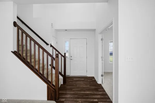 $339,900 | 1937 Abbey Lane, Columbus, IN 47201