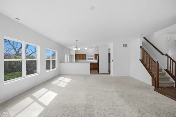 $339,900 | 1937 Abbey Lane, Columbus, IN 47201