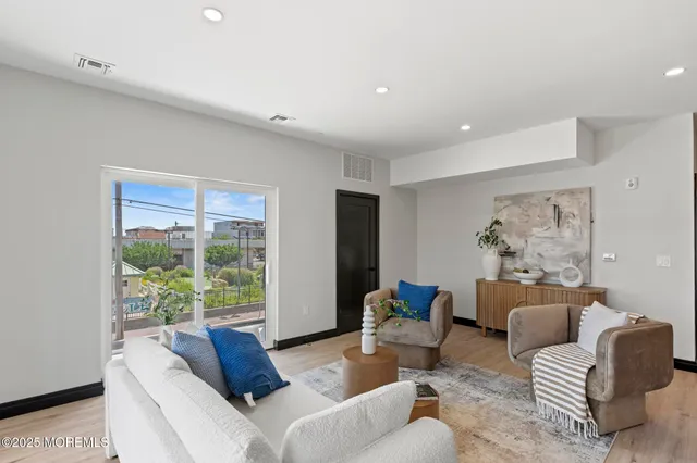 $799,900 | 401 Ocean Boulevard, Unit 204, Seaside Heights, NJ 08751