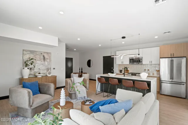 $799,900 | 401 Ocean Boulevard, Unit 204, Seaside Heights, NJ 08751