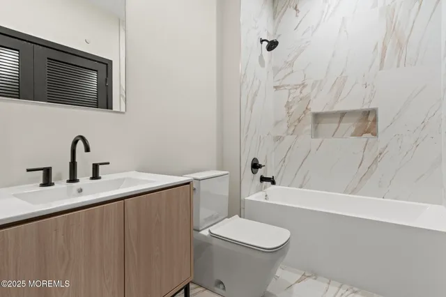 $799,900 | 401 Ocean Boulevard, Unit 204, Seaside Heights, NJ 08751