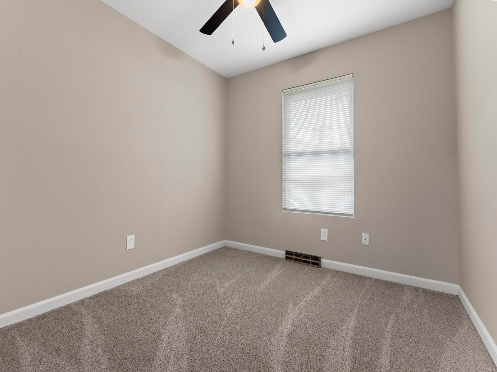 805 Cunningham Avenue St. Charles, MO 63301 - Photo 16 of 29