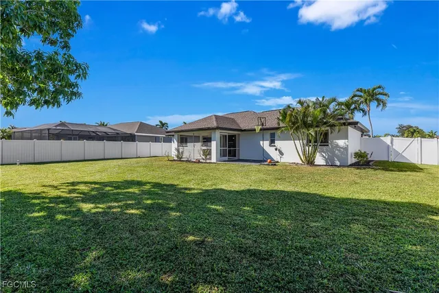 $335,000 | 2533 Southwest 26th Avenue, Cape Coral, FL 33914