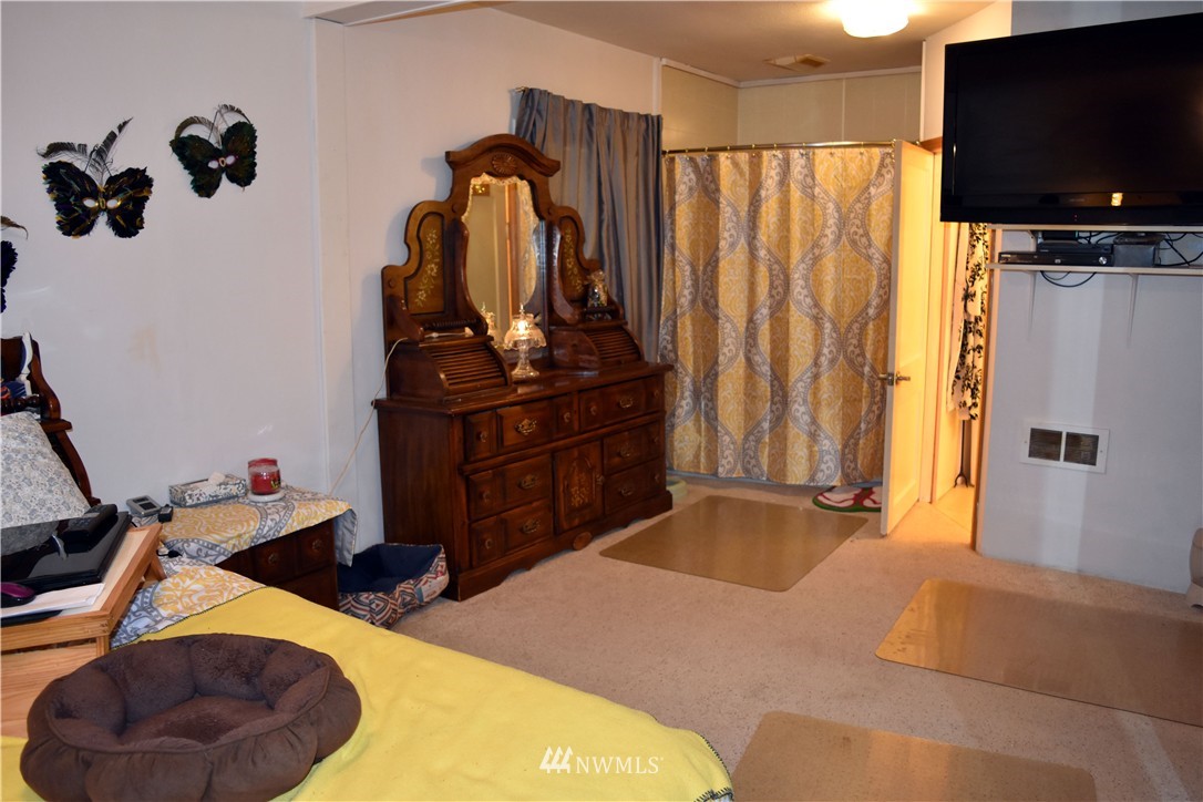1243 Mox Chehalis Road McCleary, WA 98557 - Photo 13 of 24 Gallery Image 13