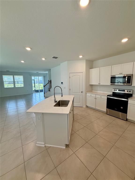 268 Redbud Road Palm Coast, FL 32137 - Photo 5 of 26