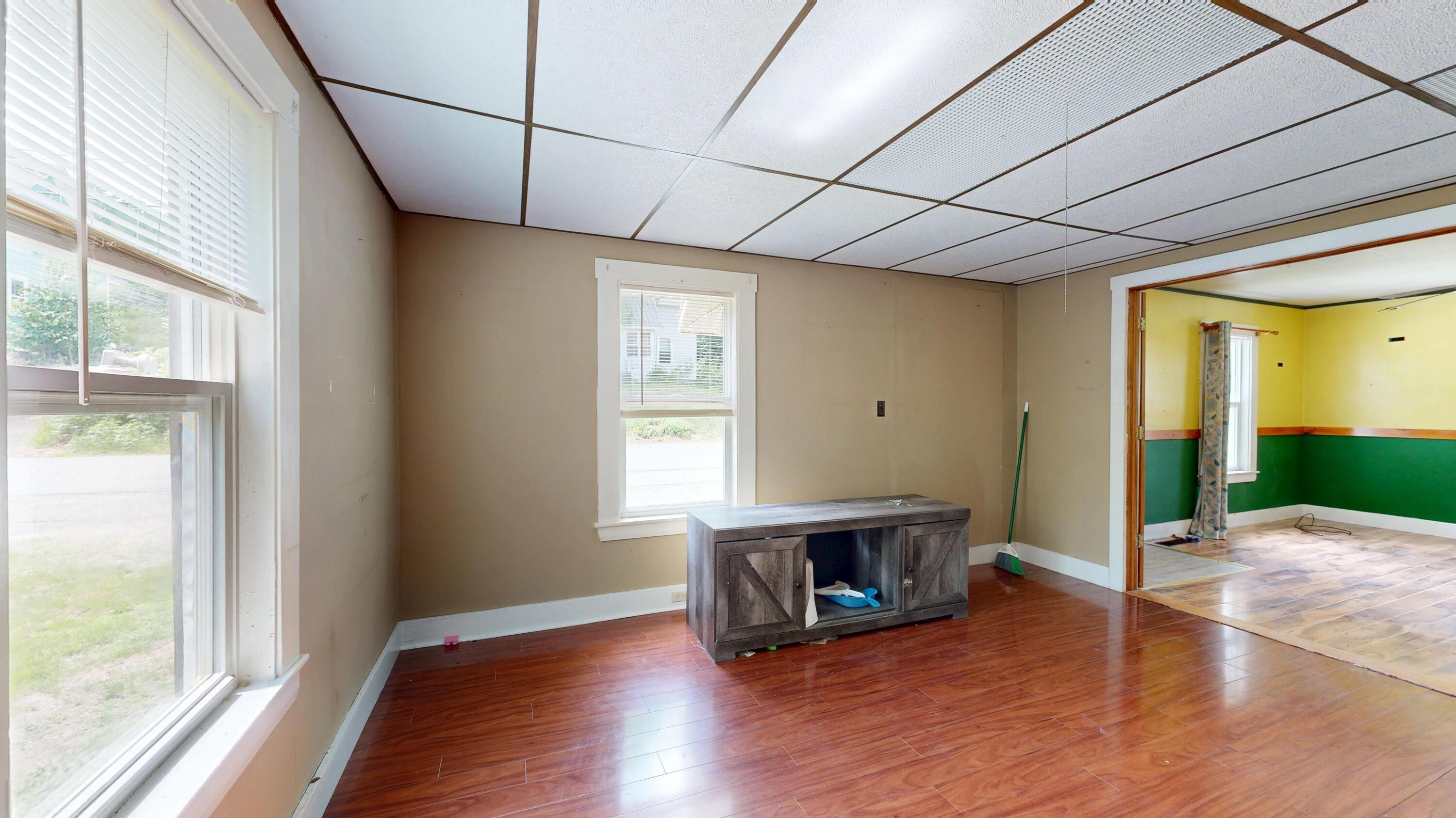 14 Union Street Wilton, ME 04294 - Photo 5 of 38 14-Union-Street-06152026_091650
