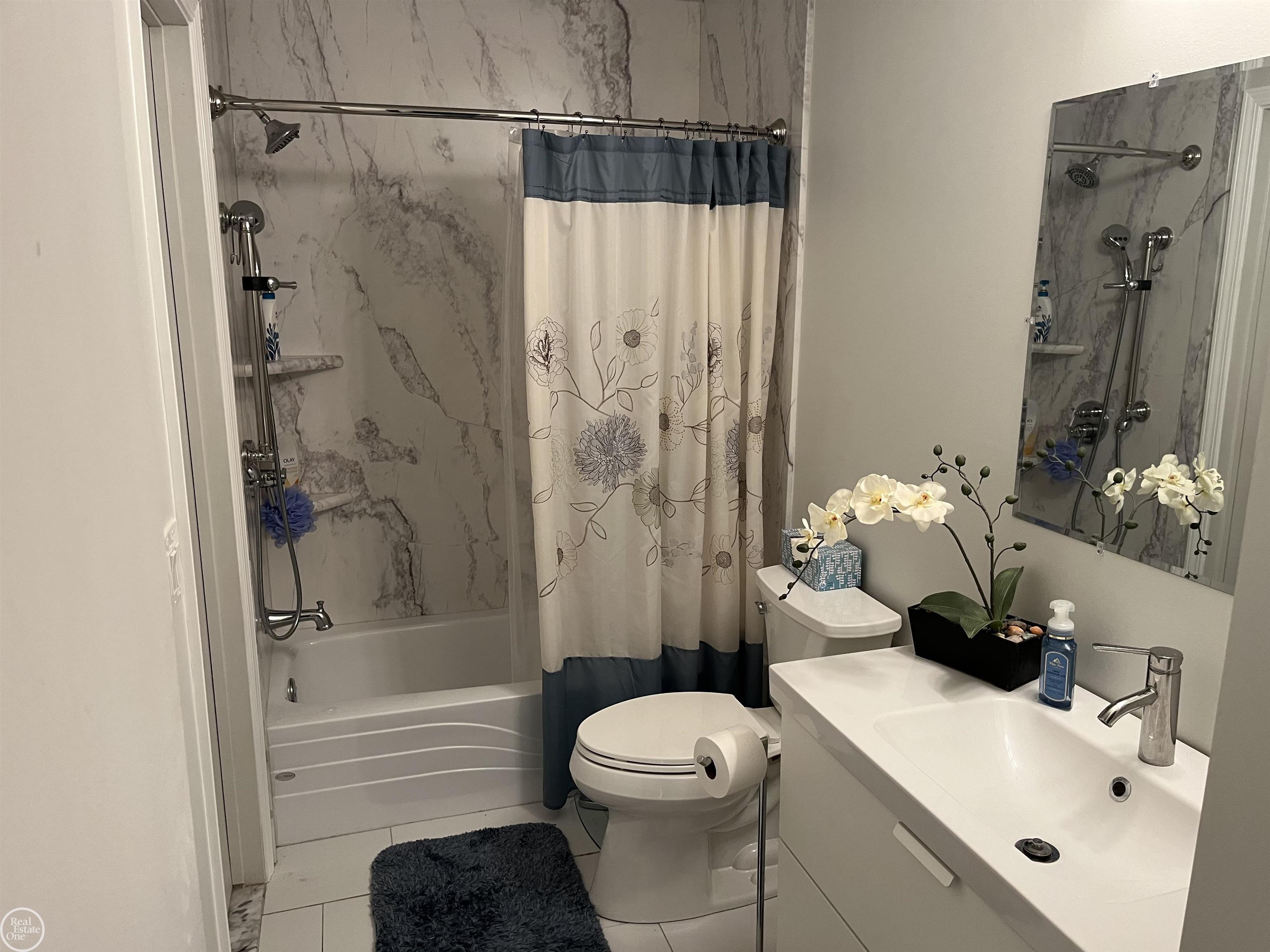 976 Hadley Road Rochester Hills, MI 48307 - Photo 16 of 26