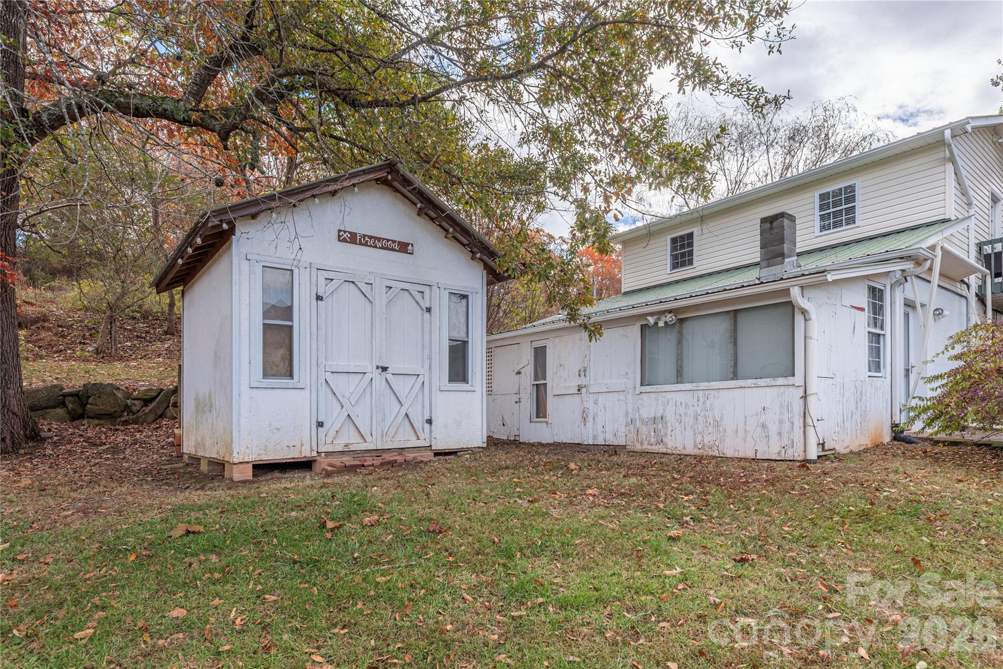 223 Davidson Road Swannanoa, NC 28778 - Photo 20 of 31 Gallery Image 20