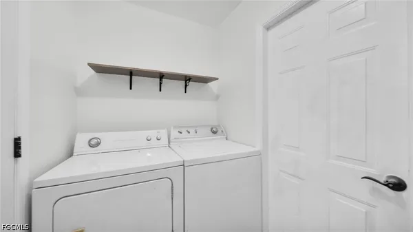 $2,200 | 918 Acroft Avenue, Lehigh Acres, FL 33971