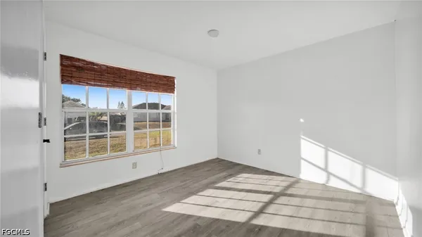 $2,200 | 918 Acroft Avenue, Lehigh Acres, FL 33971