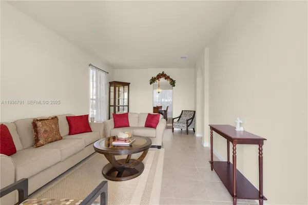 $530,000 | 16789 Southwest 96th Street, Miami, FL 33196