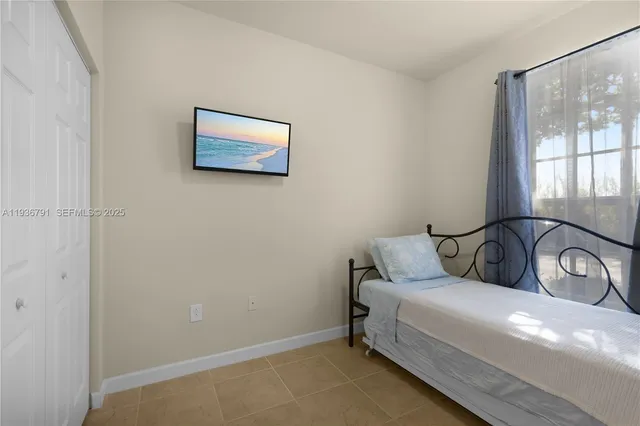 $555,000 | 16789 Southwest 96th Street, Miami, FL 33196