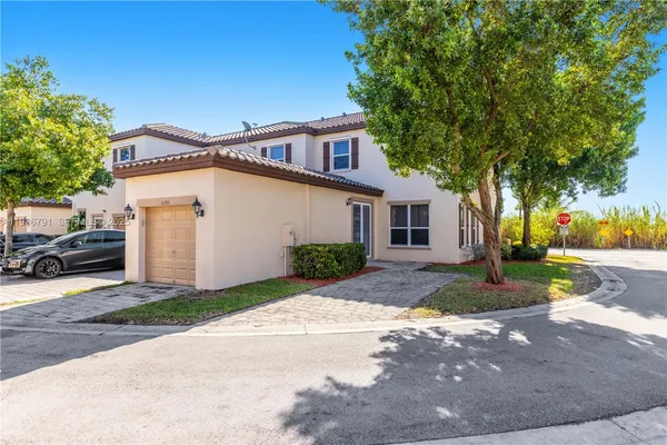 $530,000 | 16789 Southwest 96th Street, Miami, FL 33196