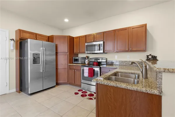 $530,000 | 16789 Southwest 96th Street, Miami, FL 33196