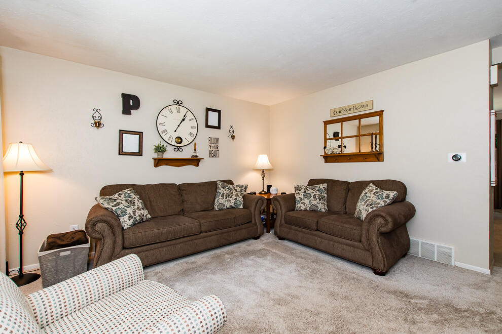2955 Sunset Road Kalamazoo, MI 49009 - Photo 4 of 28 RN5_8347