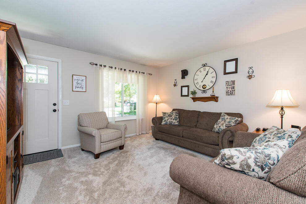 2955 Sunset Road Kalamazoo, MI 49009 - Photo 5 of 28 RN5_8348
