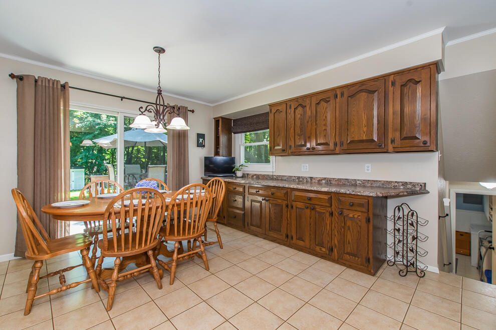 2955 Sunset Road Kalamazoo, MI 49009 - Photo 9 of 28 RN5_8352