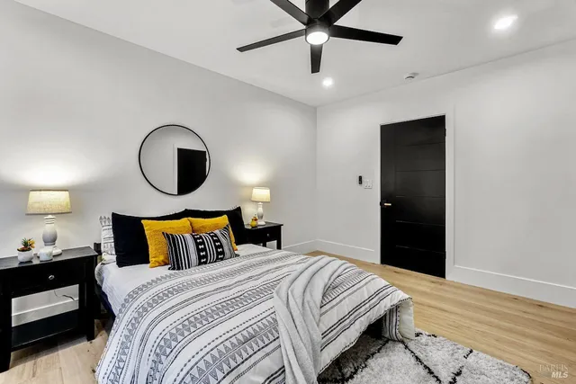 $1,799,999 | 1074 Annerley Road, Piedmont, CA 94610