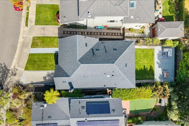 $1,799,999 | 1074 Annerley Road, Piedmont, CA 94610