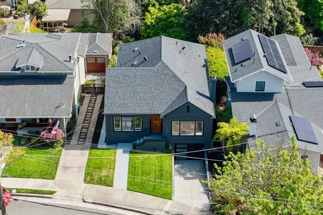 $1,799,999 | 1074 Annerley Road, Piedmont, CA 94610