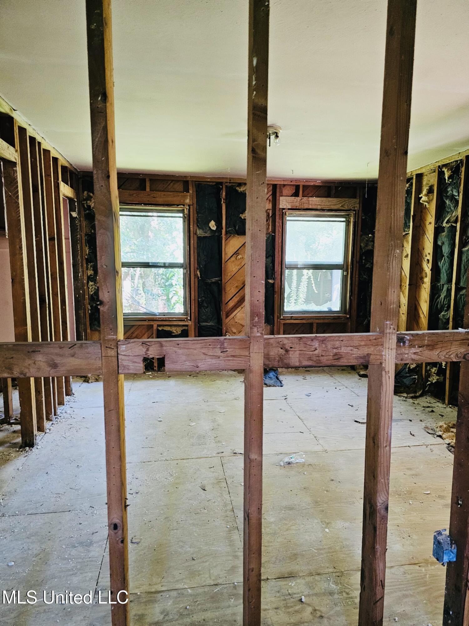 170 Cooper Road Jackson, MS 39212 - Photo 5 of 7 Master room