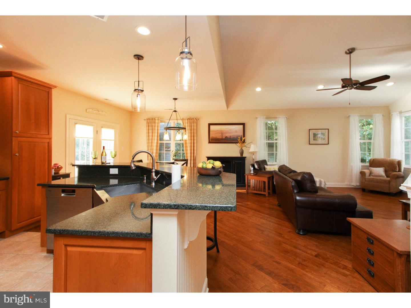 18 Keswick Path Medford, NJ 08055 - Photo 4 of 19 Gallery Image 4