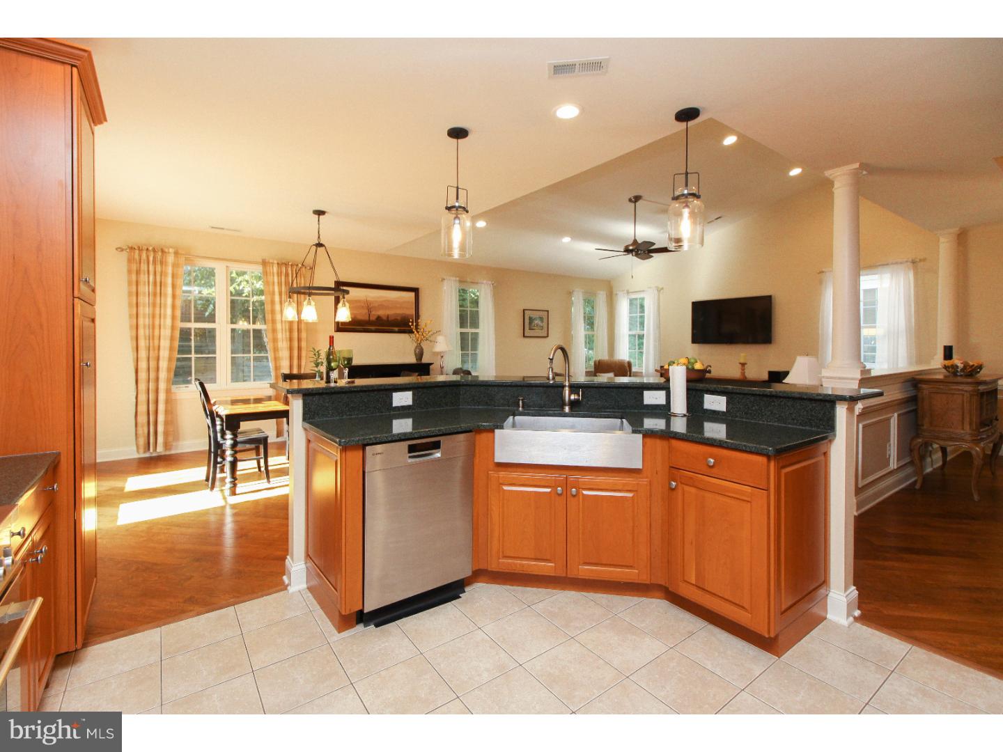 18 Keswick Path Medford, NJ 08055 - Photo 5 of 19 Gallery Image 5