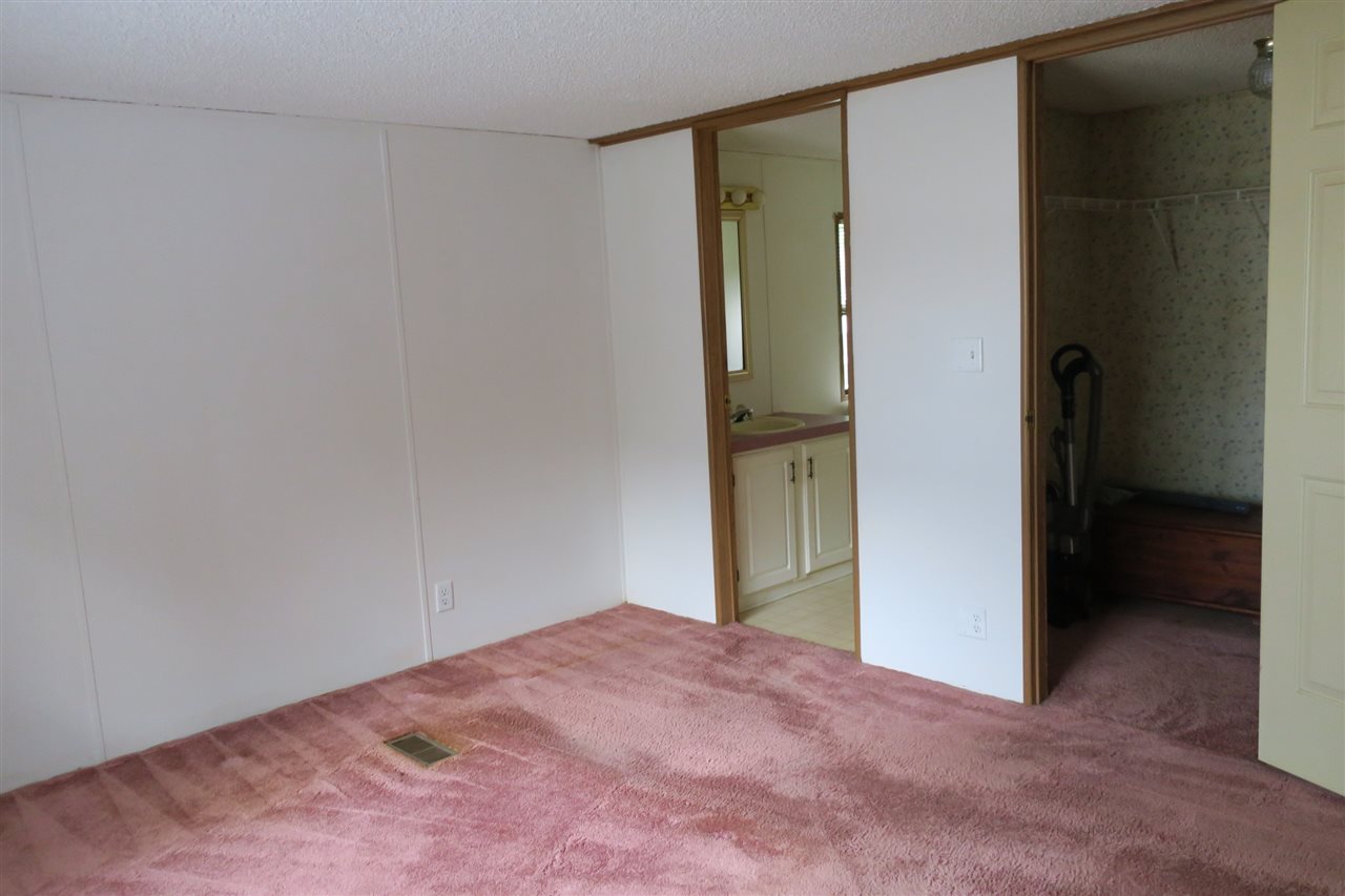 4 Hemlock Street Exeter, NH 03833 - Photo 8 of 24