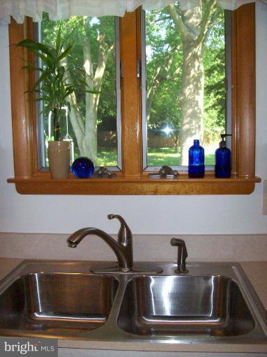 720 Romancoke Road Stevensville, MD 21666 - Photo 19 of 25 Kitchen