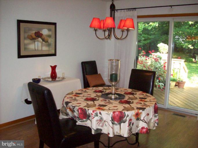 720 Romancoke Road Stevensville, MD 21666 - Photo 3 of 25 Dining Room