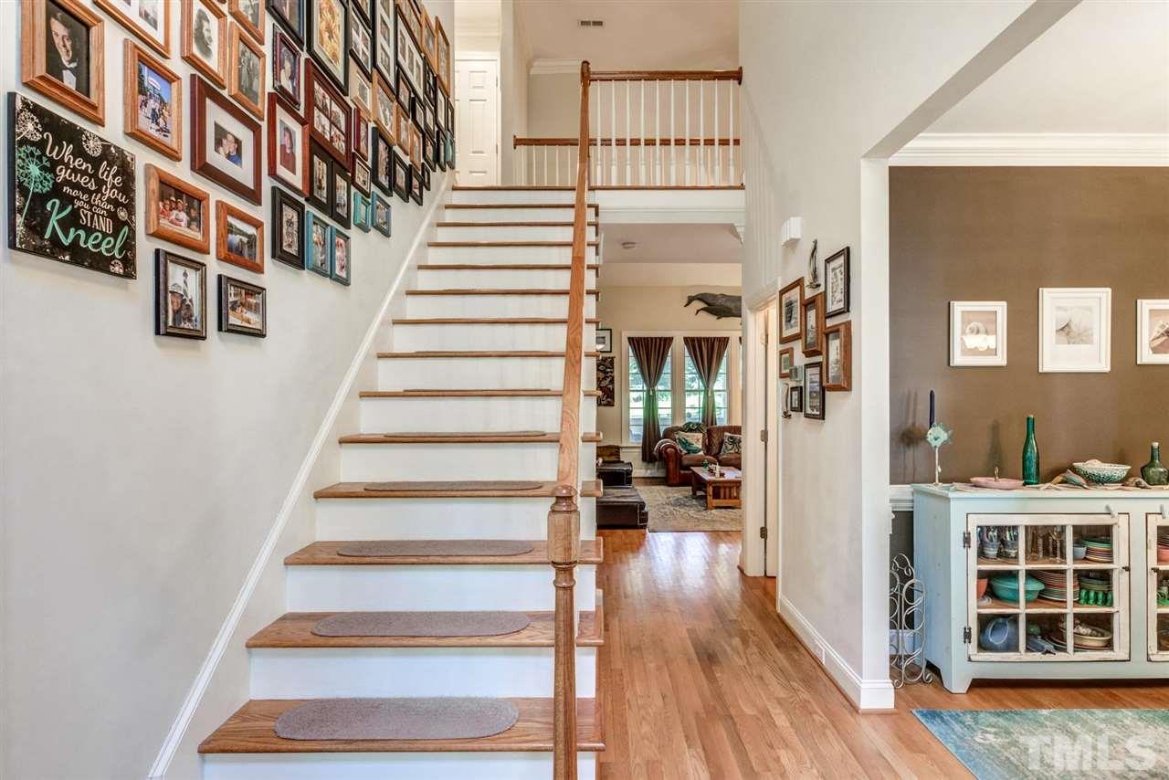 5748 Olde South Road Raleigh, NC 27606 - Photo 5 of 30 Gallery Image 5