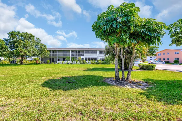 $1,350 | 398 Sheffield Q, West Palm Beach, FL 33417