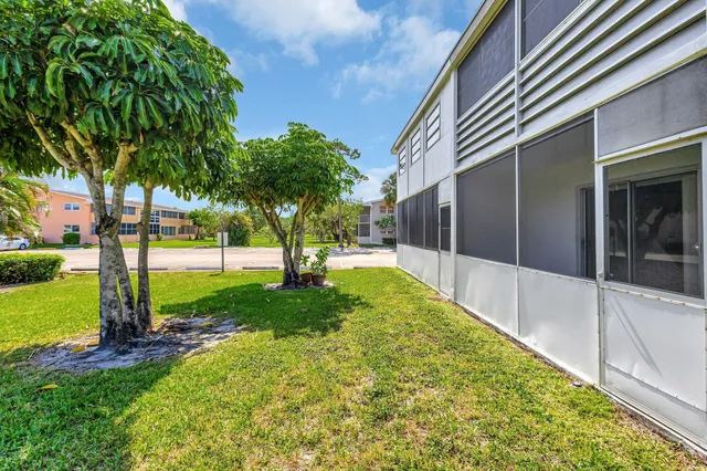 $1,350 | 398 Sheffield Q, West Palm Beach, FL 33417