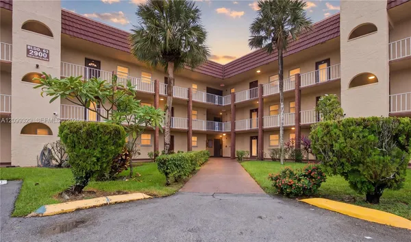 $100,000 | 2900 North Pine Island Road, Unit 209, Sunrise, FL 33322